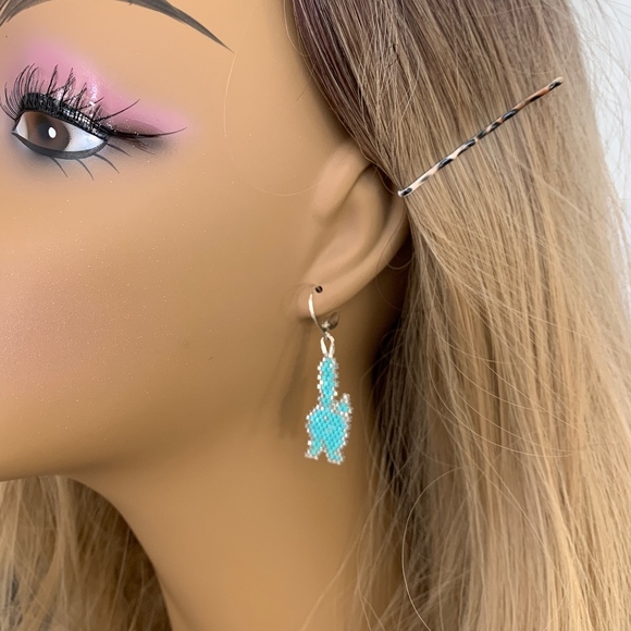 CAT BUTT Handcrafted Beaded Delica & SS Earrings - Picture 2 of 3